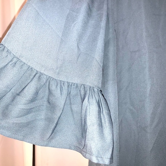 Ruffle Sleeve Blouse - Picture 3 of 3